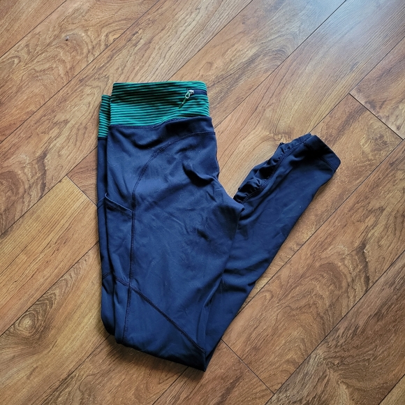 Lululemon Speed Tight *cozy size 8 inkwell - Picture 4 of 6